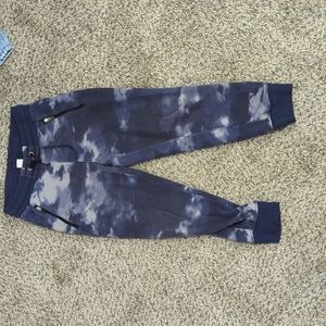 Old Navy kids size 6-7 tie-dye jogger
